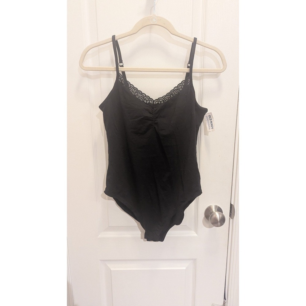 New Old‎ Navy Cami Bodysuit Size Medium black